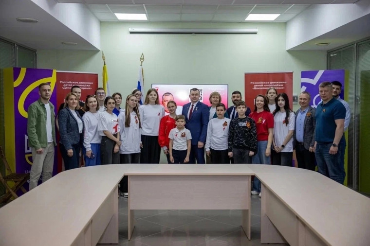 Классная встреча в Доме молодежи.